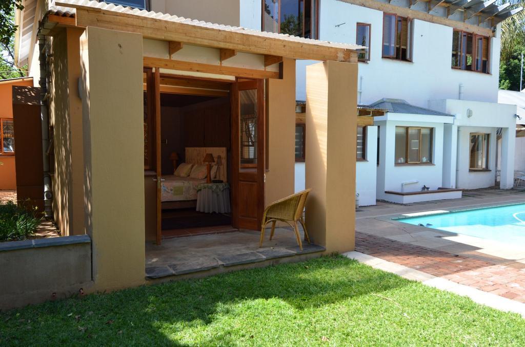 Bed & Breakfast In Hatfield Pretoria-Noord Extérieur photo